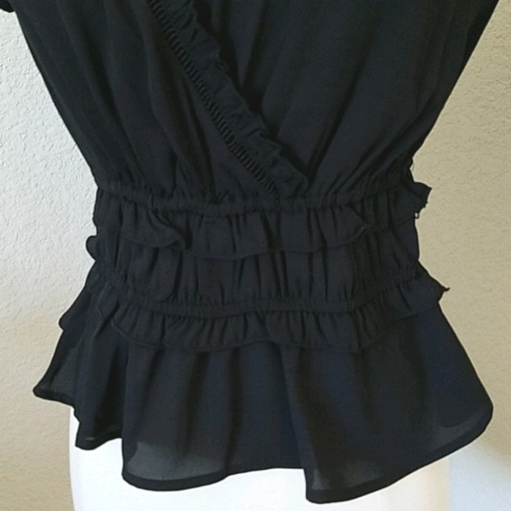 Black Ruffle Wrap Top Small NWT - Picture 7 of 10